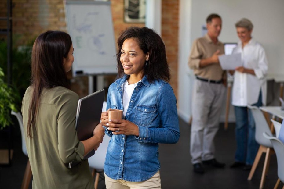Why Lifelong Learning Makes Stronger Community Leaders